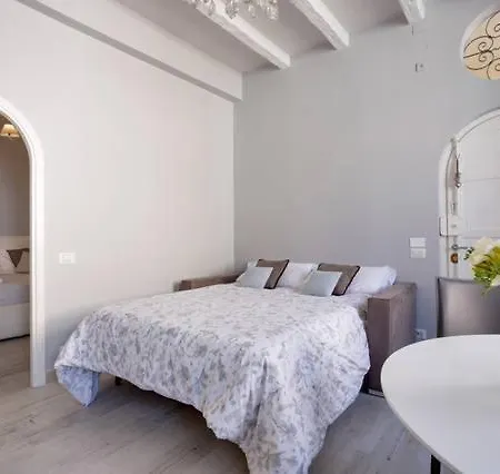 Trevi Luxury Maison Róma