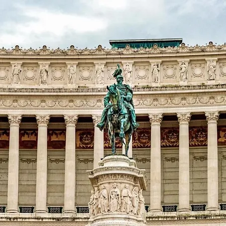 Trevi Luxury Maison Apartman *