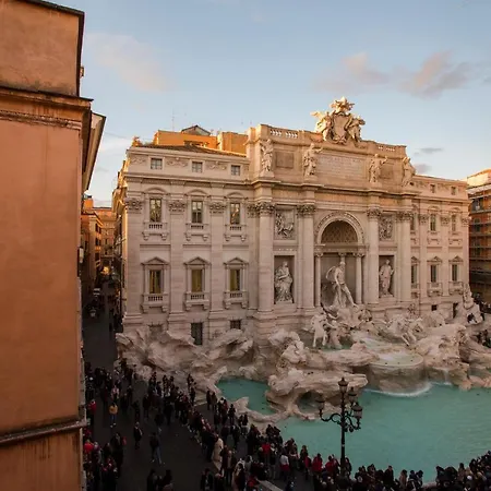 Апартаменты Trevi Luxury Maison Рим